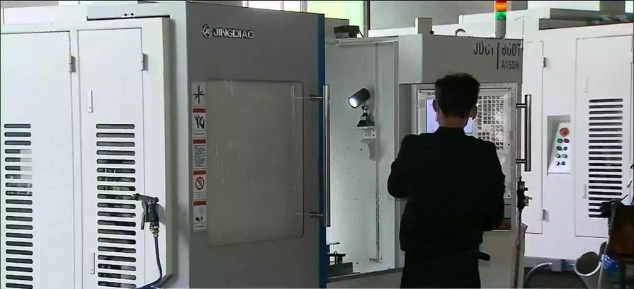 máquinas CNC de marca superior para abertura de moldes